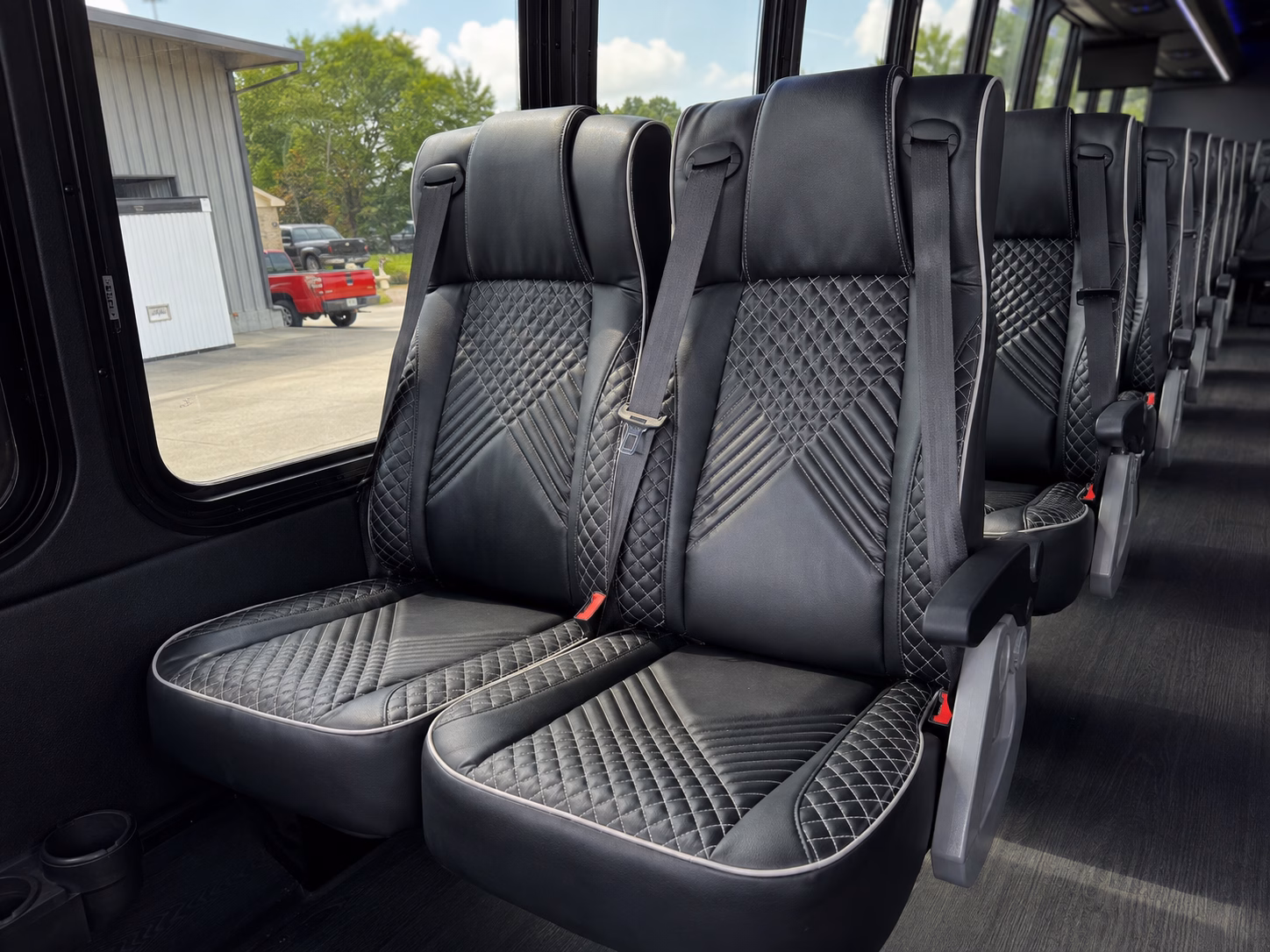 charter bus rentals for large wine tour groups heading to temecula valley