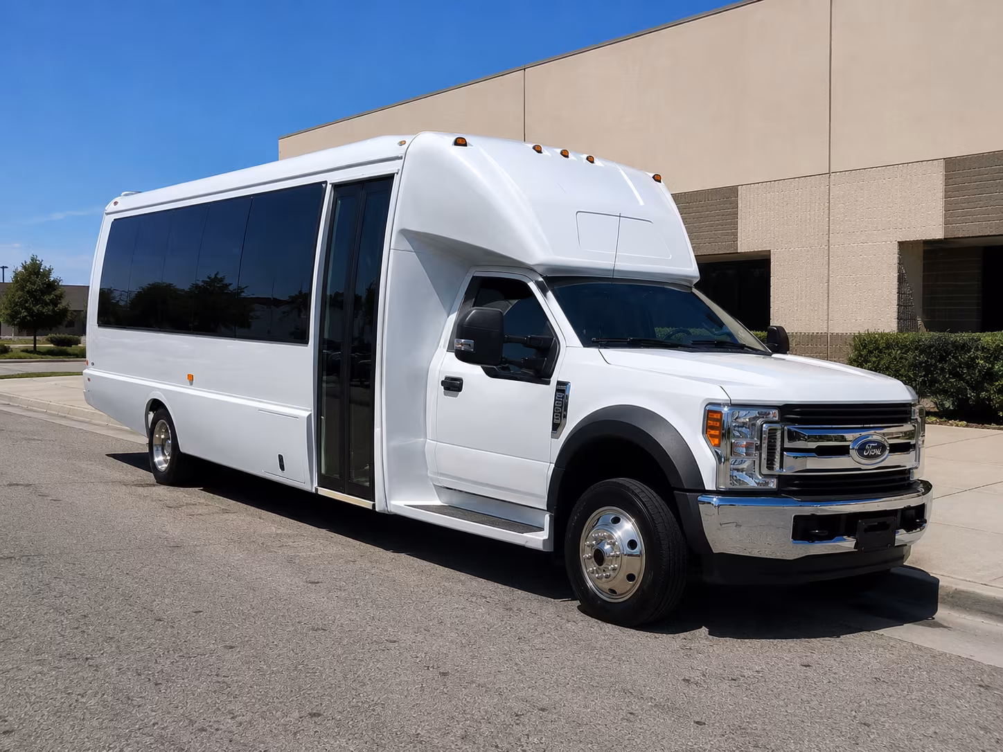 perris discreet military and government shuttles for your group