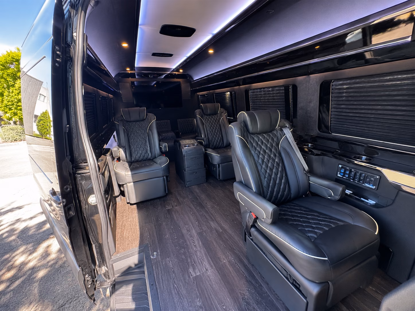 perris prom transportation for perris groups